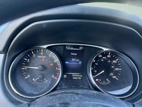 Used 2016 Nissan Rogue S FWD image 22