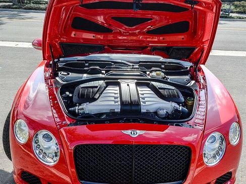 Used 2013 Bentley Continental GT image 30