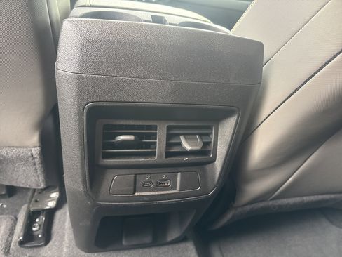 Used 2024 Chevrolet Colorado ZR2 w/ Technology Package image 25