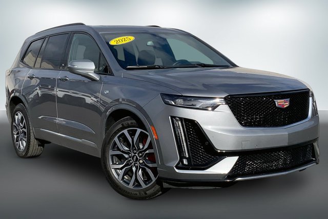 Used 2025 Cadillac XT6 Sport AWD/4WD image 1