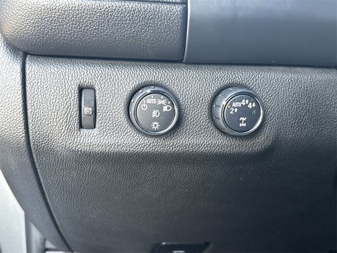 Used 2021 GMC Canyon AT4 w/ Driver Alert Package image 18