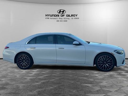 Used 2022 Mercedes-Benz S 500 4MATIC image 4