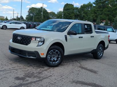 New 2025 Ford Maverick XLT w/ XLT Luxury Package