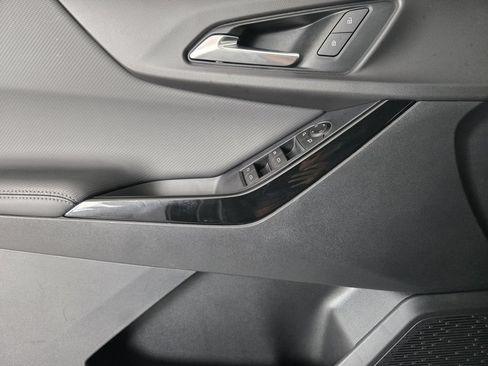 New 2026 Chevrolet Equinox LT FWD image 24