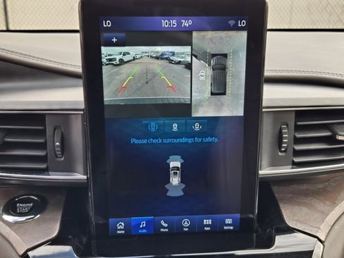 Certified 2022 Ford Explorer Platinum w/ Equipment Group 601A image 15