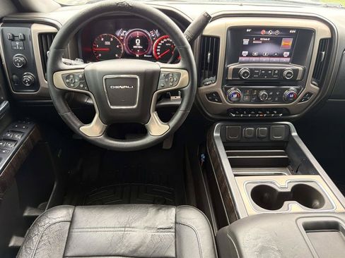 Used 2015 GMC Sierra 2500 Denali w/ Duramax Plus Package AWD/4WD image 16