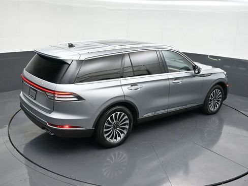 Used 2023 Lincoln Aviator Reserve image 22
