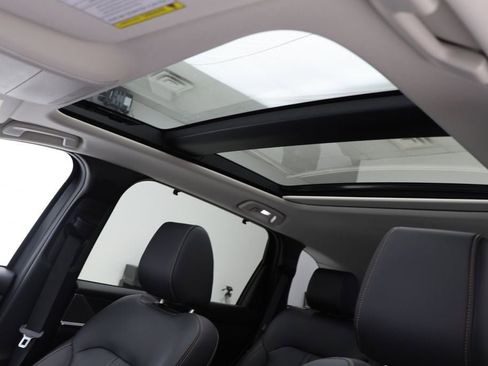 Used 2024 MAZDA CX-90 Plug-In Hybrid w/ Premium Pkg image 18