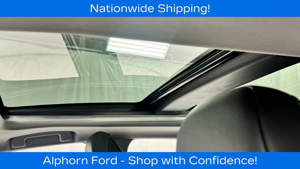 Used 2024 Toyota Camry XSE w/ Navigation Package FWD image 32