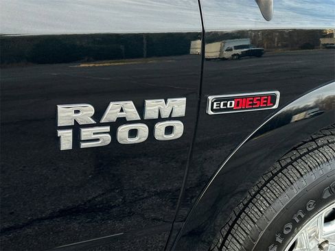 Used 2016 RAM 1500 Limited image 9