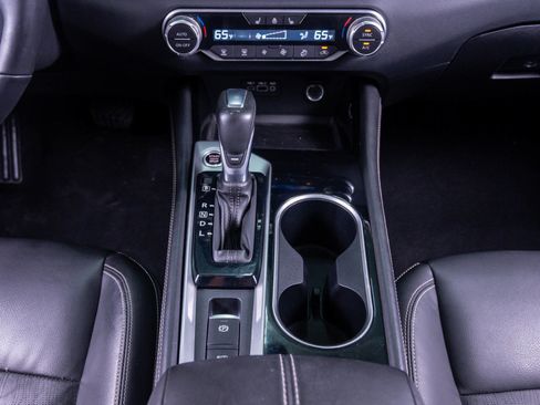 Used 2020 Nissan Altima 2.5 Platinum FWD image 28
