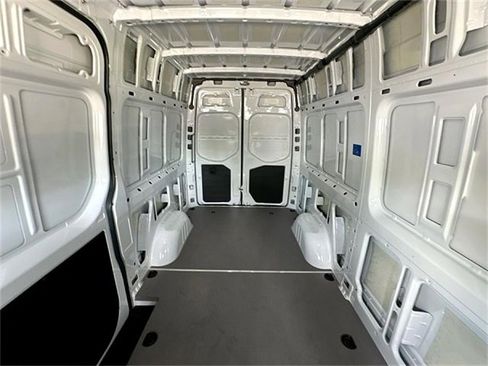 New 2025 Mercedes-Benz Sprinter 2500 image 14
