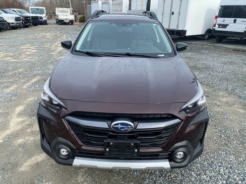 Used 2023 Subaru Outback Limited image 3