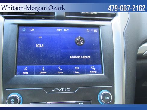 Used 2020 Ford Fusion SE image 36