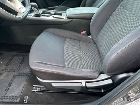 Certified 2020 Nissan Sentra S FWD image 21