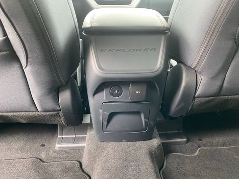 New 2026 Ford Explorer Active RWD image 30