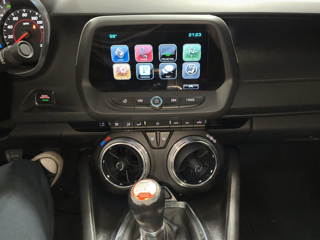 Used 2016 Chevrolet Camaro SS RWD image 6