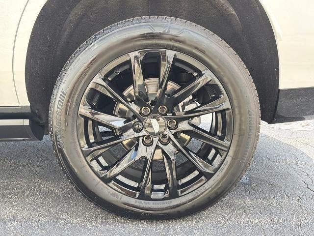 Certified 2025 Cadillac Escalade Premium Luxury w/ LPO, Floor Liner Package AWD/4WD image 21