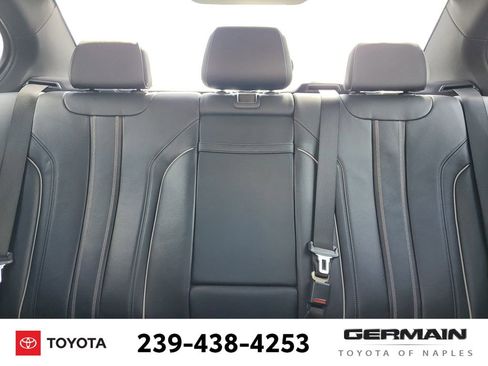 Used 2019 BMW 530i xDrive AWD/4WD image 32