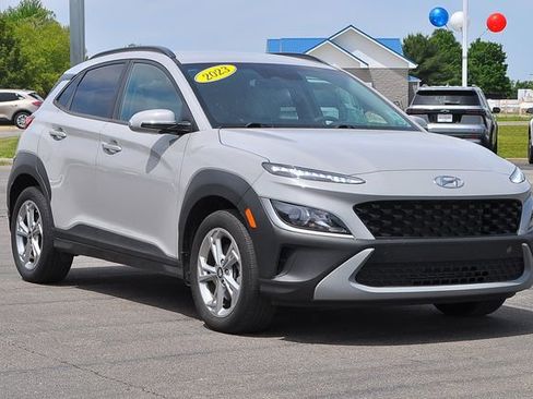 Used 2023 Hyundai Kona SEL AWD/4WD image 1