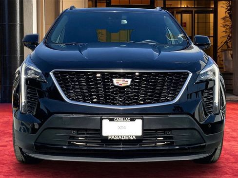 Used 2020 Cadillac XT4 Sport w/ Driver Awareness Package image 3