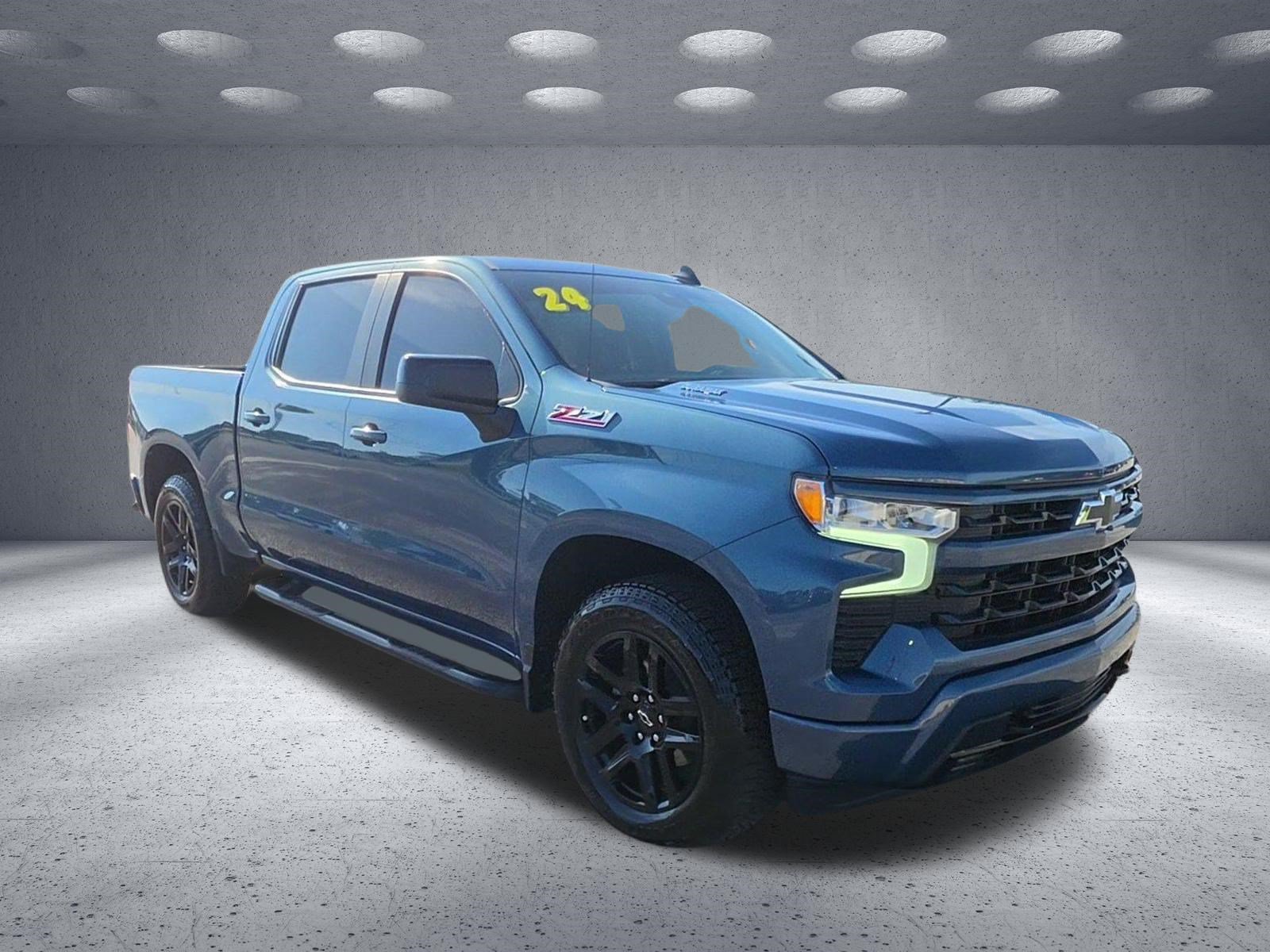 Used 2024 Chevrolet Silverado 1500 RST AWD/4WD image 6