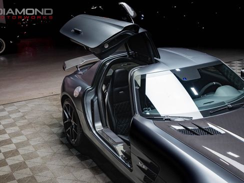 Used 2015 Mercedes-Benz SLS AMG GT Final Edition image 94