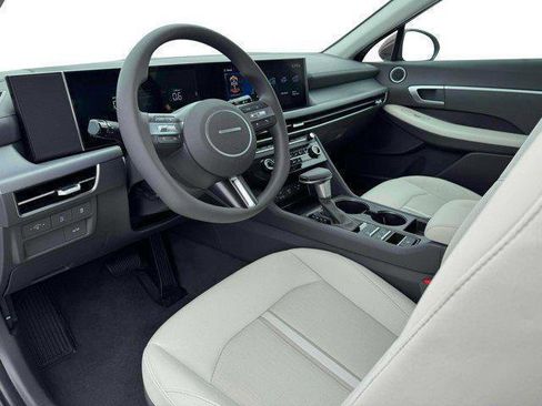 New 2025 Hyundai Sonata SE image 14