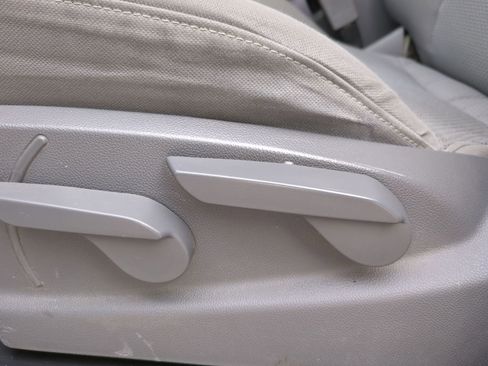 Used 2017 Chevrolet Silverado 2500 W/T image 17