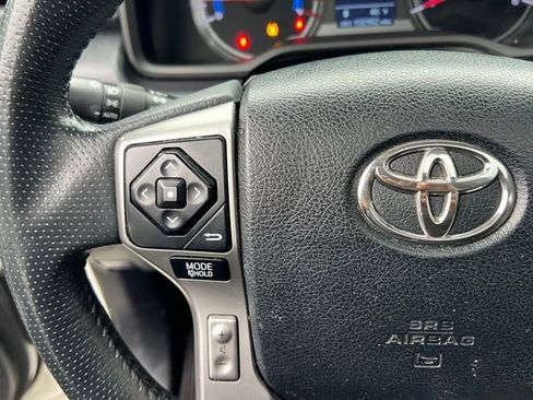 Used 2017 Toyota 4Runner SR5 Premium AWD/4WD image 22