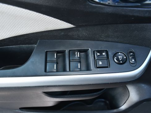 Used 2016 Honda CR-V Touring image 11