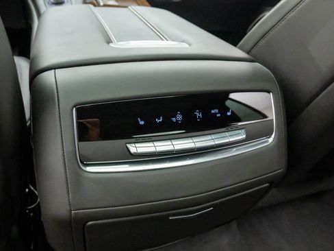 Certified 2023 Cadillac Escalade Sport Platinum w/ LPO, ONYX Package AWD/4WD image 27