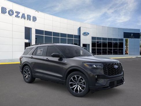 New 2026 Ford Explorer ST-Line image 8