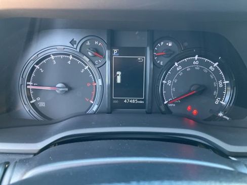 Used 2023 Toyota 4Runner SR5 Premium image 17