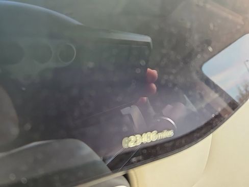 Used 2023 Land Rover Range Rover SE image 13