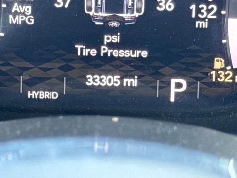 Used 2022 Jeep Wrangler Unlimited Rubicon 4xe w/ Dual Top Group AWD/4WD image 39