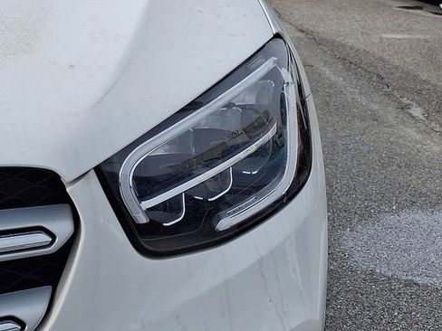 Used 2022 Mercedes-Benz GLC 300 GLC 300 image 9