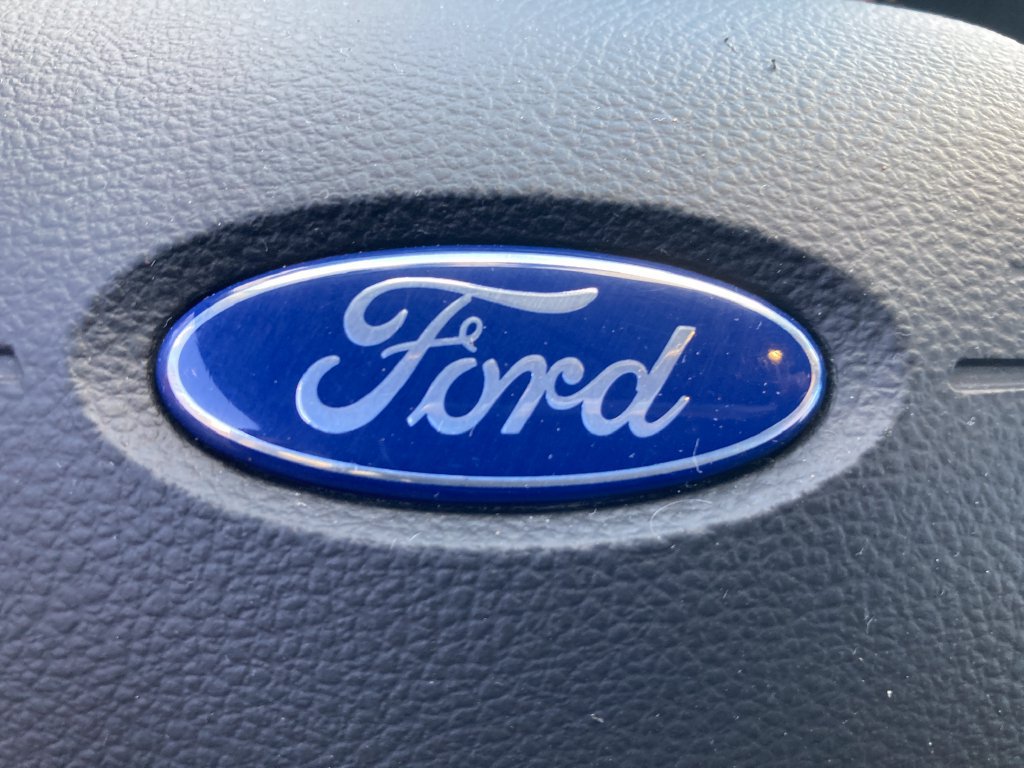 Used 2016 Ford Escape Titanium AWD/4WD image 28