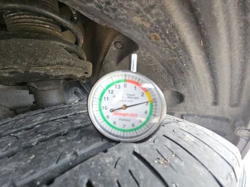 Used 2018 Honda Pilot EX image 12