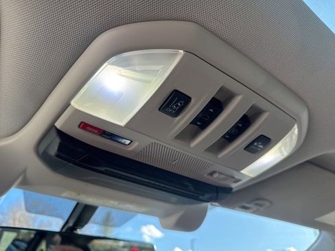 Used 2020 Subaru Ascent Limited w/ Technology Package image 38