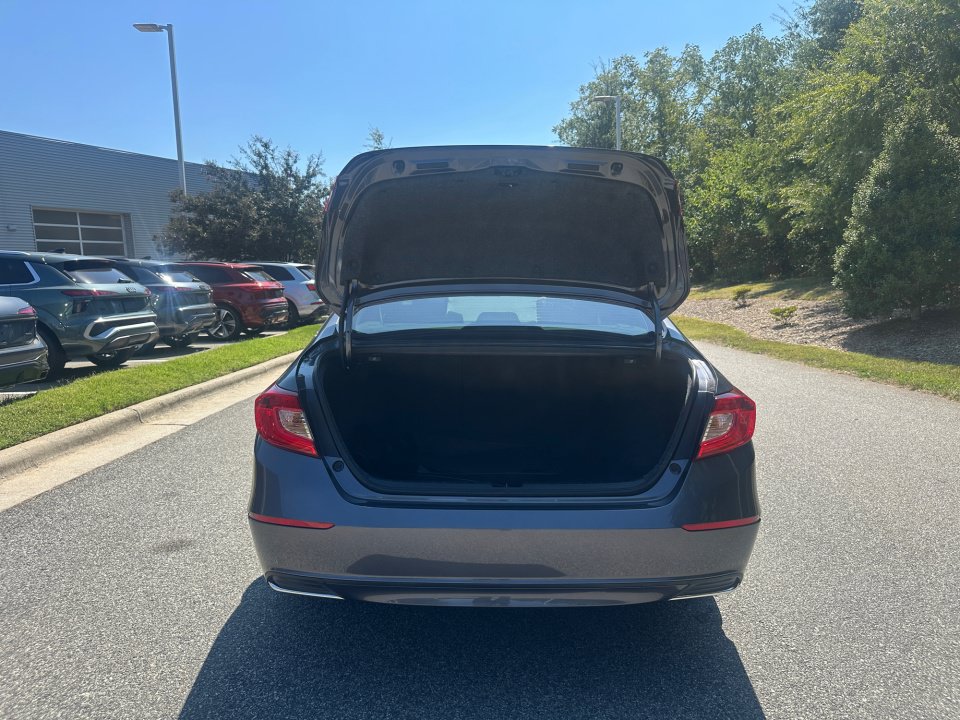 Used 2020 Honda Accord EX-L image 18