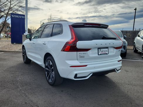 New 2026 Volvo XC60 B5 Plus w/ Climate Package PRO image 3