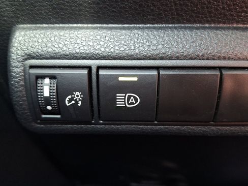 Used 2024 Toyota Corolla LE FWD image 30