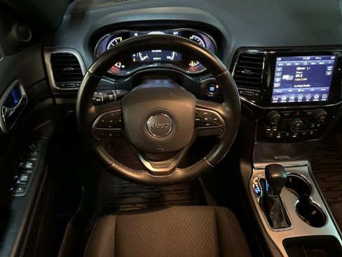 Certified 2021 Jeep Grand Cherokee Freedom Edition image 13