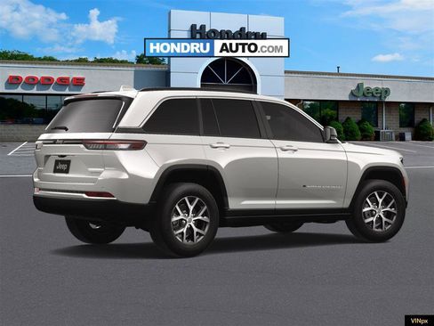 New 2025 Jeep Grand Cherokee Limited image 8