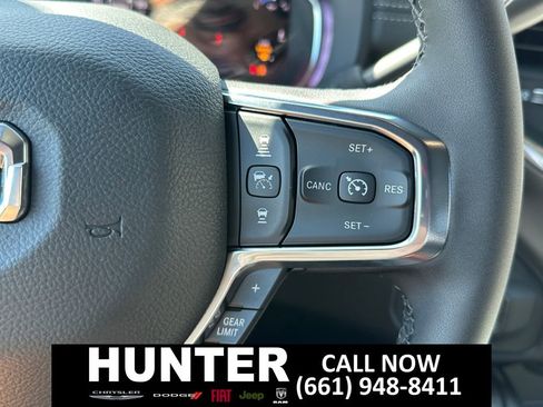 New 2026 RAM 2500 Laramie AWD/4WD image 22