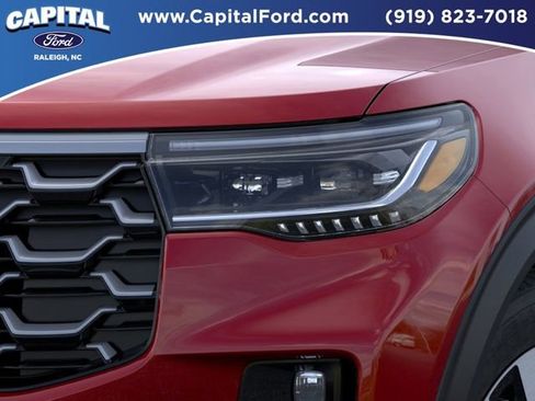New 2026 Ford Explorer Platinum w/ LUX Leather Package AWD/4WD image 18