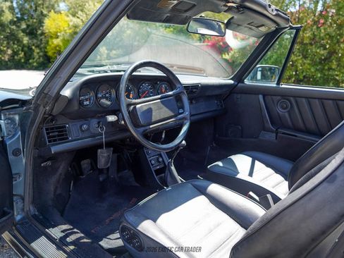 Used 1987 Porsche 911 Carrera RWD image 30