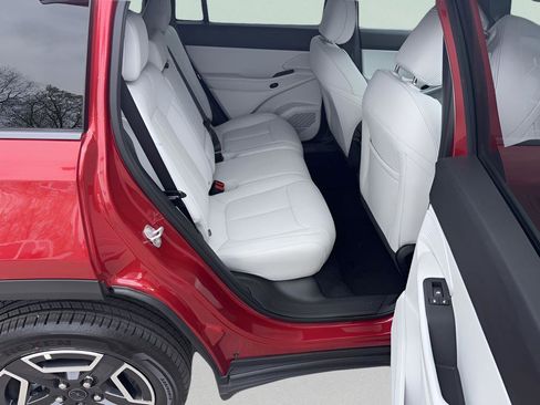 New 2026 Jeep Cherokee Limited AWD/4WD image 11