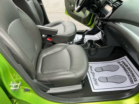 Used 2015 Chevrolet Spark LT image 30